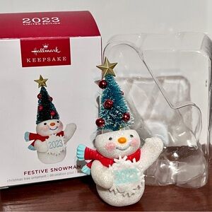 Hallmark 2023 FESTIVE SNOWMAN Ornament
